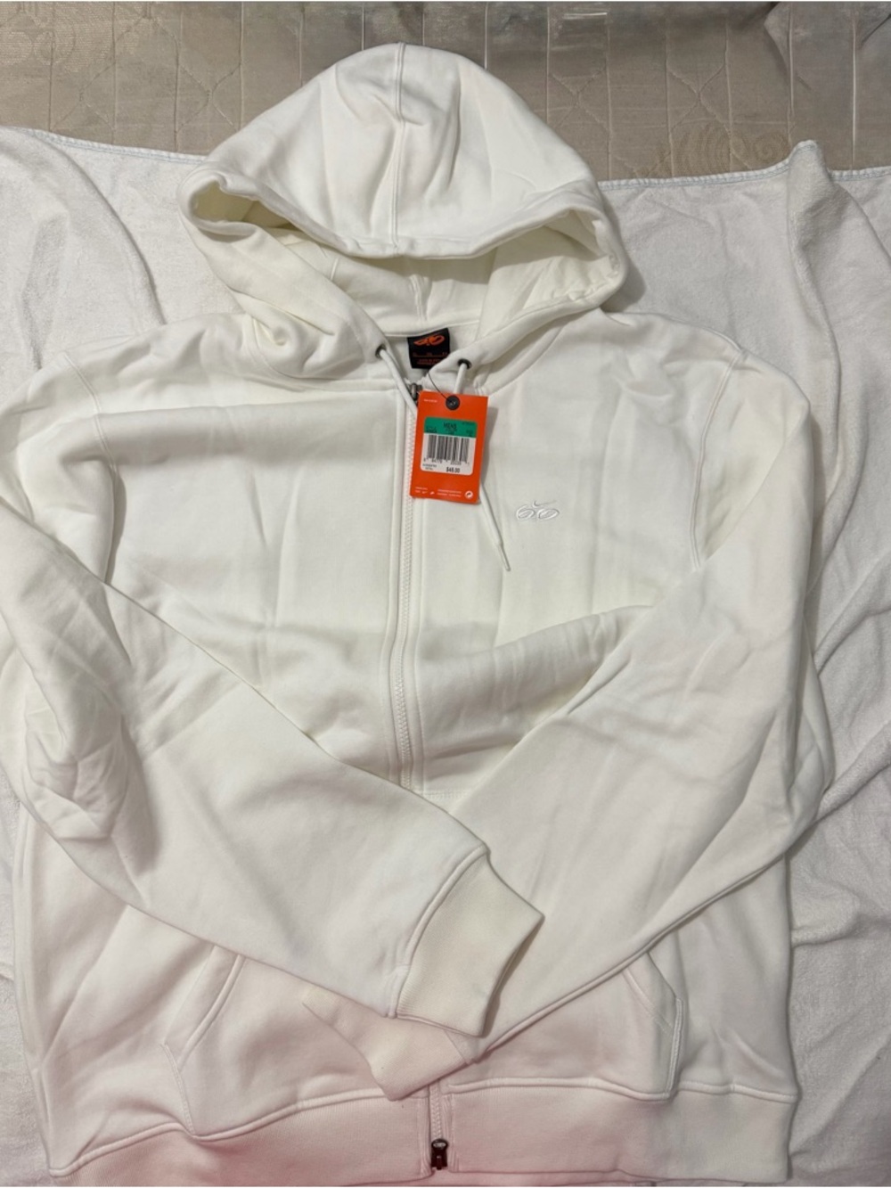 Vintage Nike 6.0 White Zip-Up Hooded Sweatshirt with Nike logo.